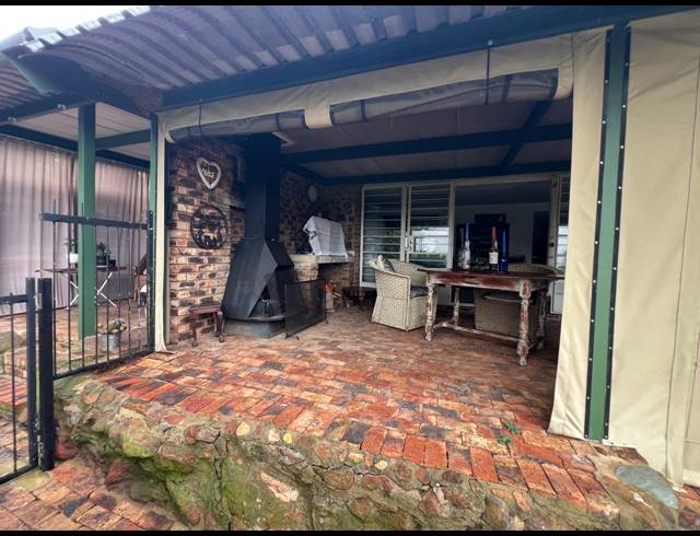 4 BEDROOM HOUSE FOR SALE IN VAAL MARINA